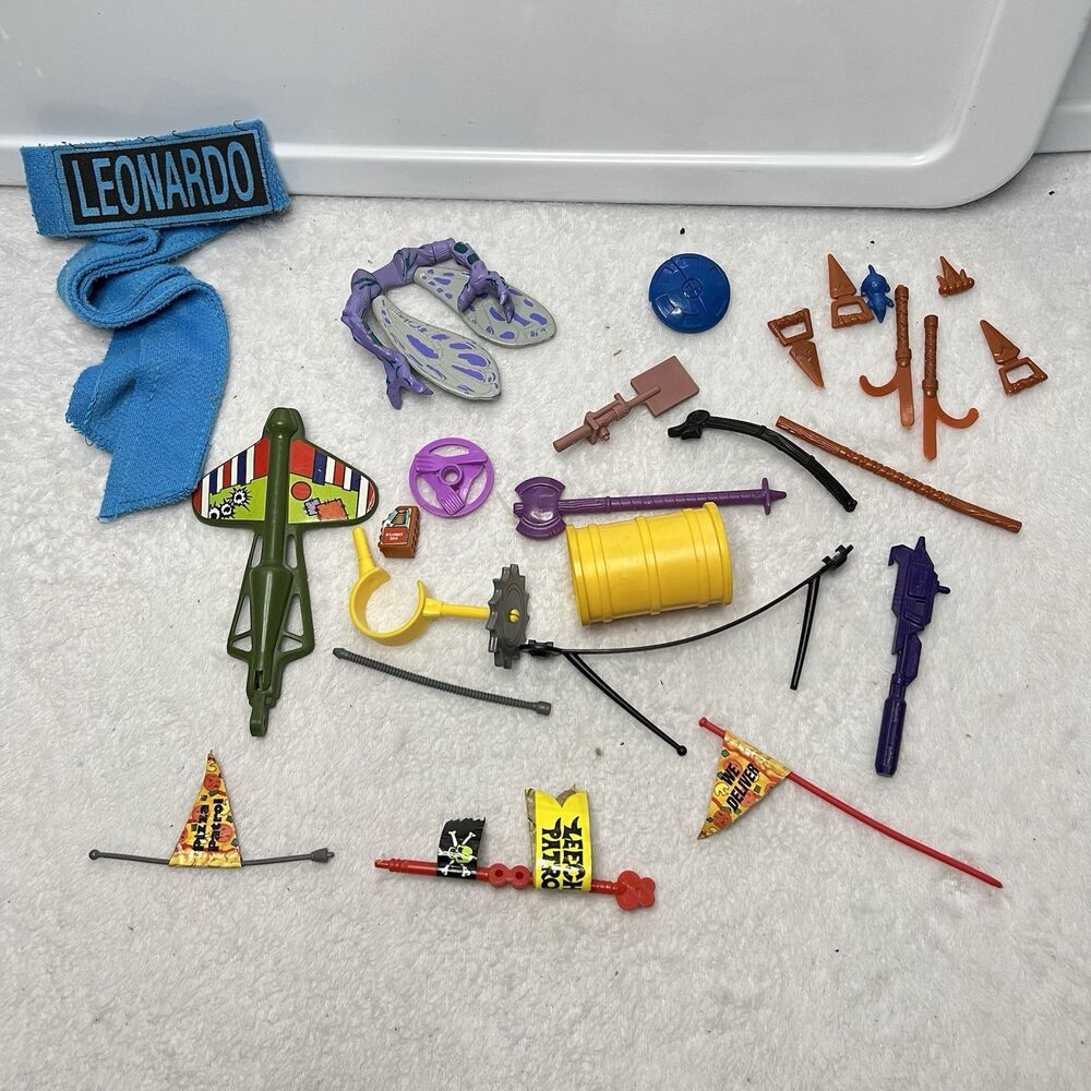 Vintage Action Figure Lot Of Weapons Accessories Parts MOTU TMNT Transformers